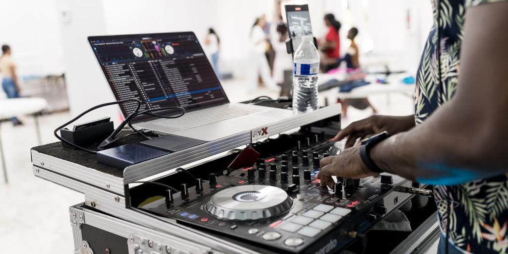 Elevate Live Performances with Unmatched Energy & Sound